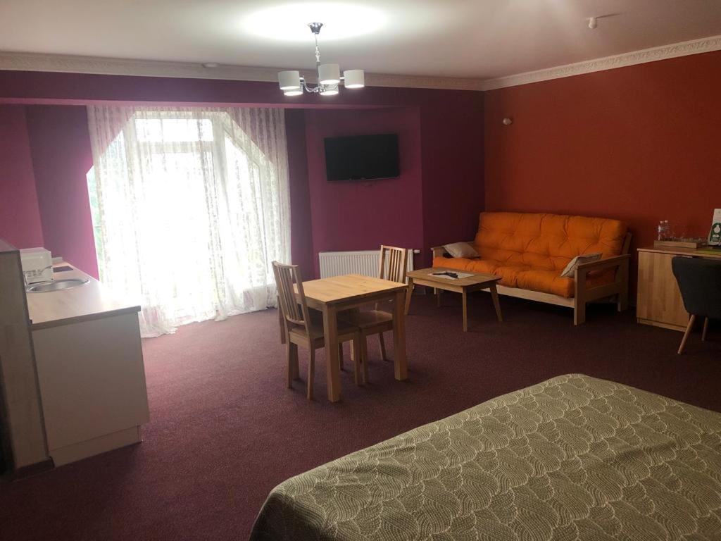 Дбайлива Ципа Bed & Breakfast Mizhhirya  Bagian luar foto